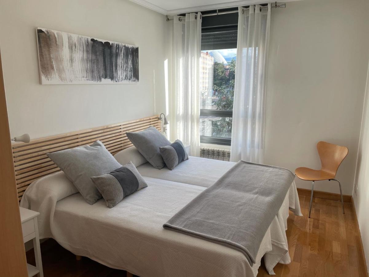 Apartamento Paseo De La Losa Oviedo Luaran gambar