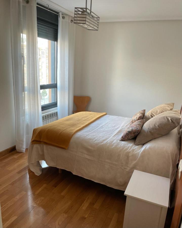 Apartamento Paseo De La Losa Oviedo Luaran gambar