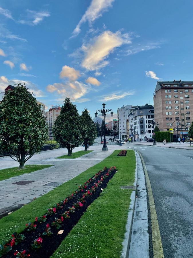 Apartamento Paseo De La Losa Oviedo Luaran gambar